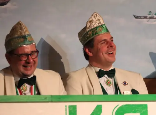 Bene-und-Silvio-lachen