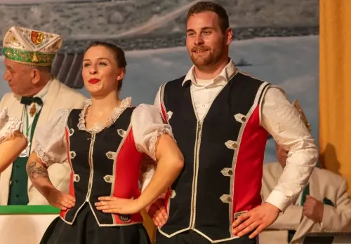 Sabrina-und-Max-von-der-HGO