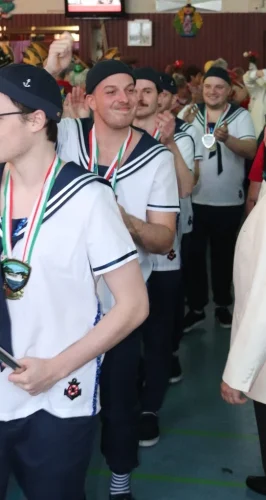 Einmarsch-Woelle-Junge2