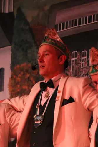 Praesident-thilo-singt