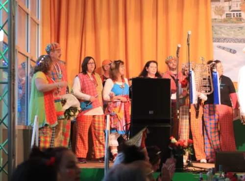 Tamburcorps-auf-Buehne