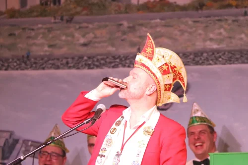 Volker-Weiniger-Sitzungspraesident4